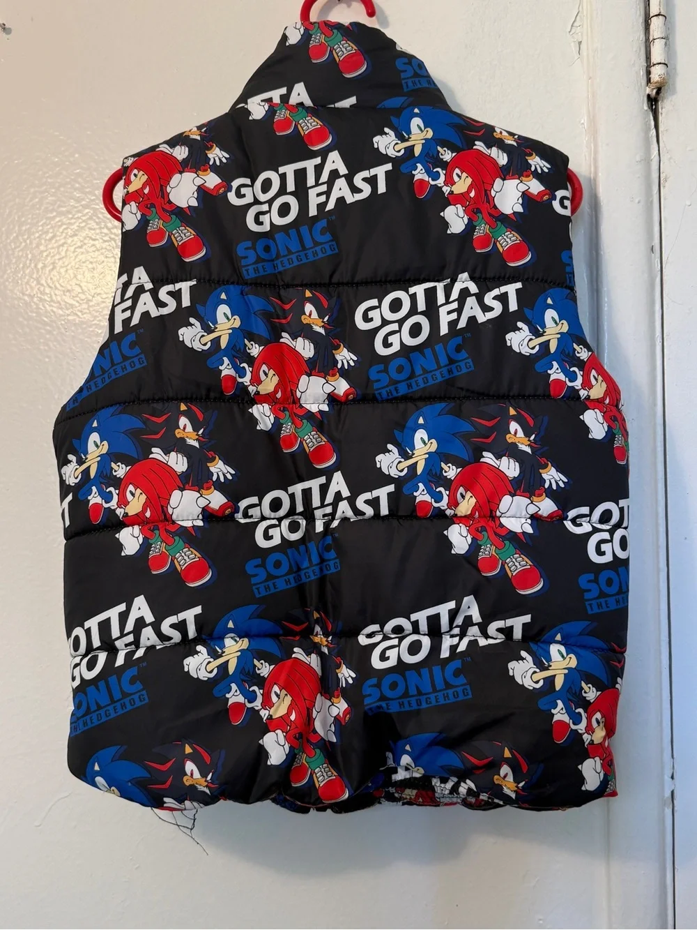 H&M Sonic The Hedgehog Puffer Vest Boys Size 5T/6 Gotta Go Fast SleevelessJacket